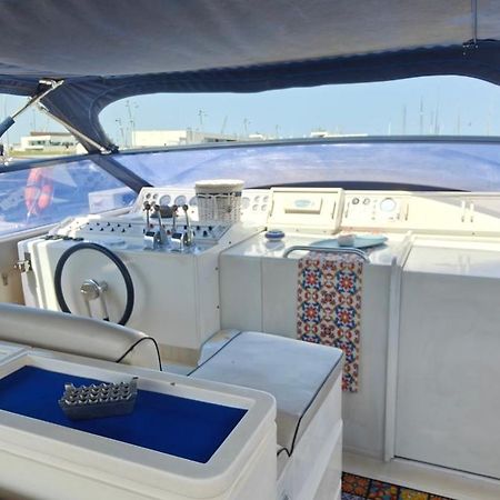 Desire Charming House Boat 호텔 팔레르모 외부 사진