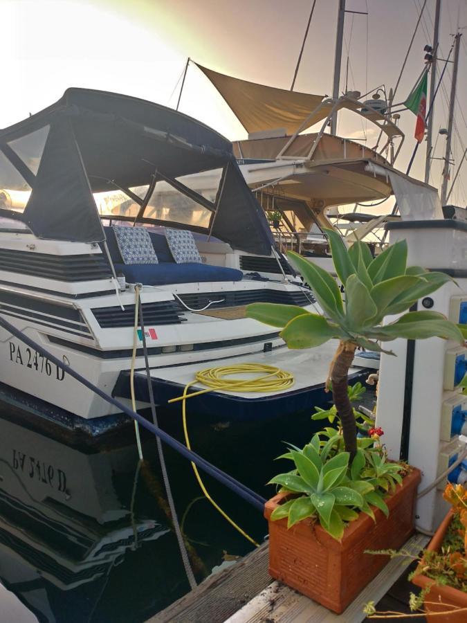 Desire Charming House Boat 호텔 팔레르모 외부 사진